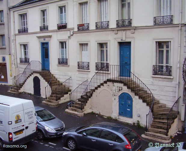 Escaliers
                jumeaux — Est de Paris
            